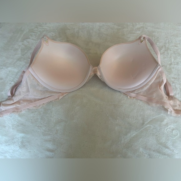 Victoria’s Secret Very Sexy Push-up Lace Trimmed Bra - Picture 3 of 5